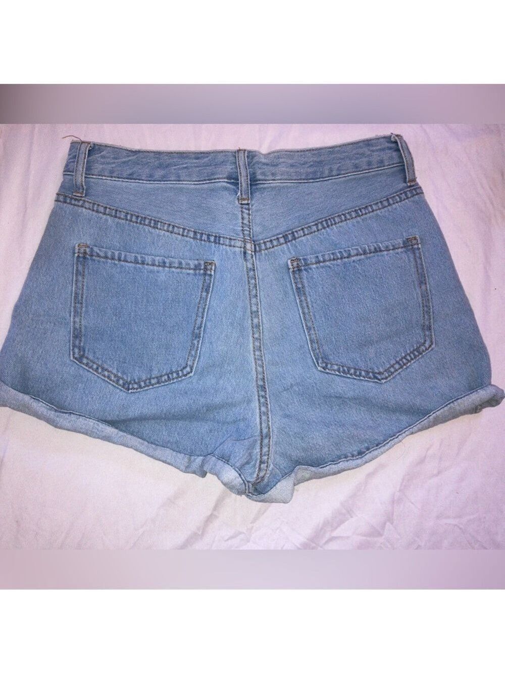 S.O.N.G Women's Y2K style Timeless High Waisted Denim Shorts Size 7/28 Inseam 3" - Picture 5 of 7